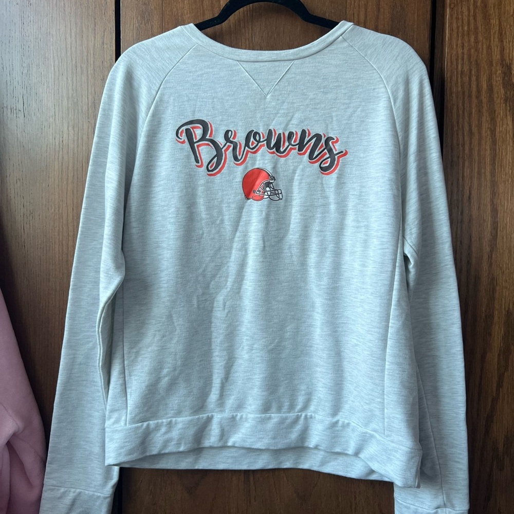 NFL shop Browns crew neck